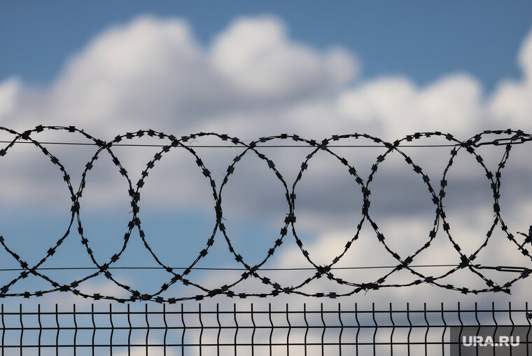    Мужчина напал на сотрудника следственного изолятора