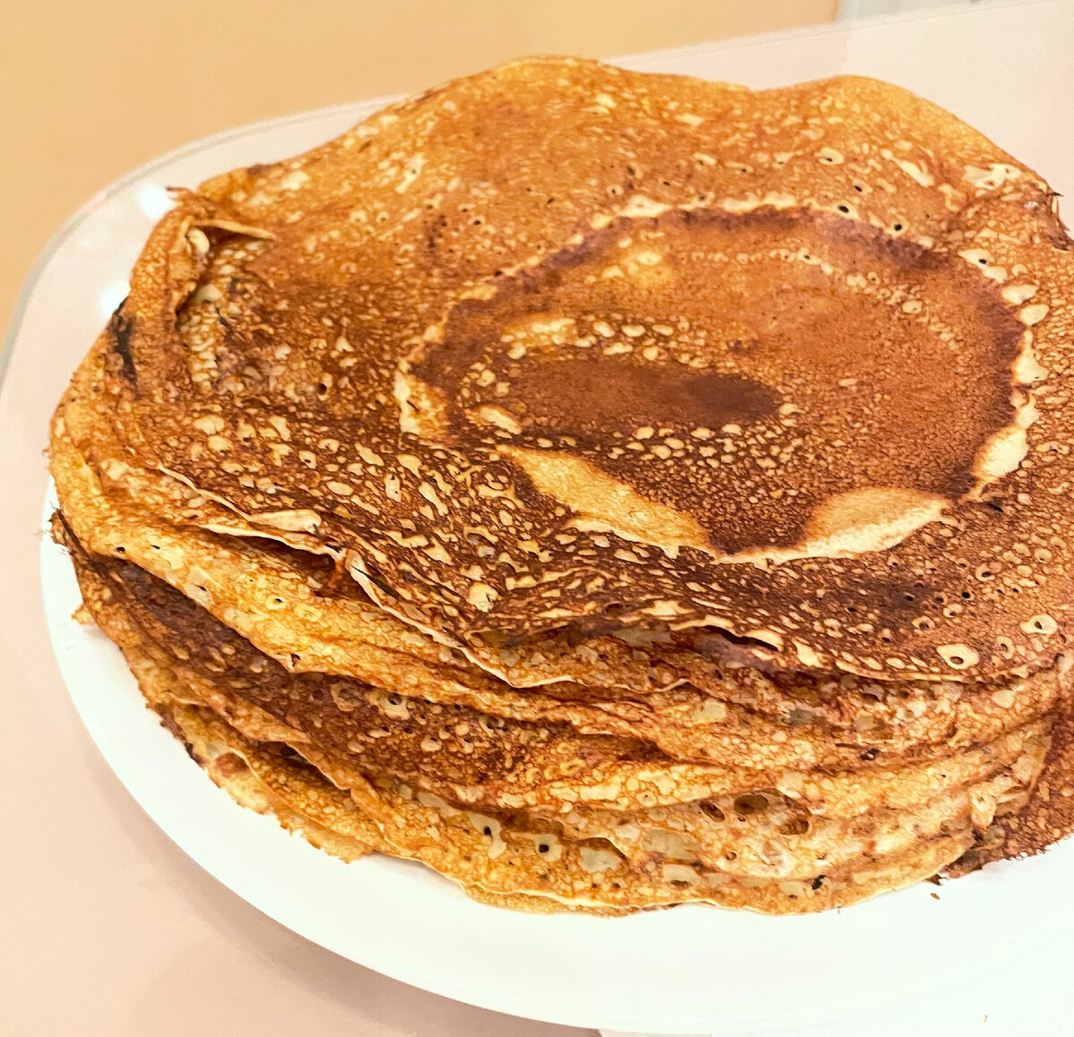 тонкие ажурные блинчики. кружевные блины на кефире с кипятком. тонкие ажурные блинчики. кружевные блины на кефире с кипятком. блины на молоке с дырочками тонкие.