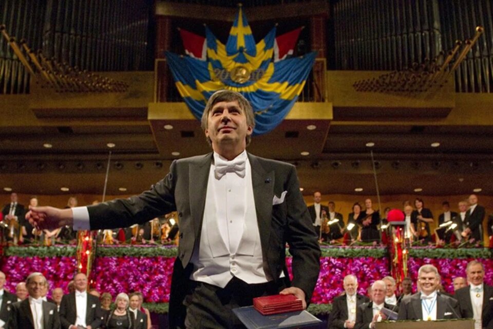 Андрей Гейм во время вручения Нобелевской премии.