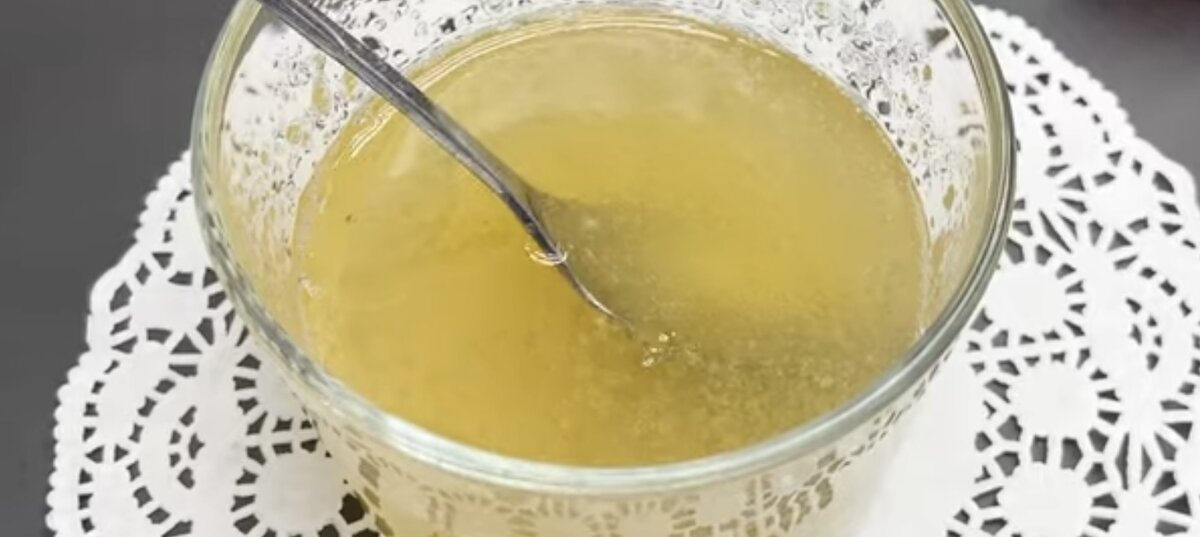 «Без муки, сахара, духовки и за 10 минут работы»: нежнейший творожный десерт (ну очень вкусный, и готовится легко)