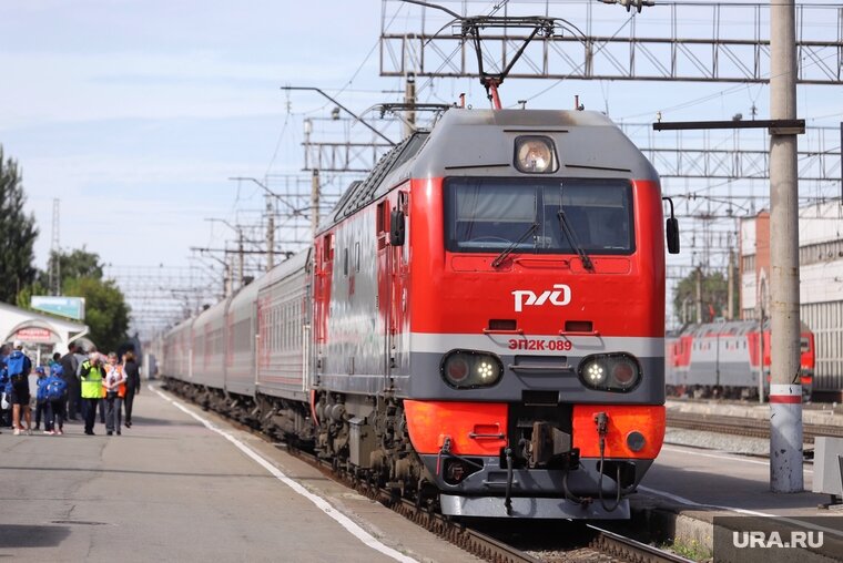    Железнодорожный перевозчик запускает спецрейсы в Крым