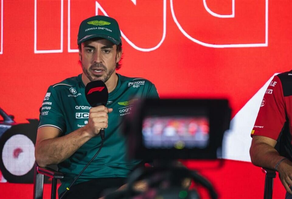    Фернандо Алонсо посоветовал не спешить с выводами о скорости Aston MartinF1