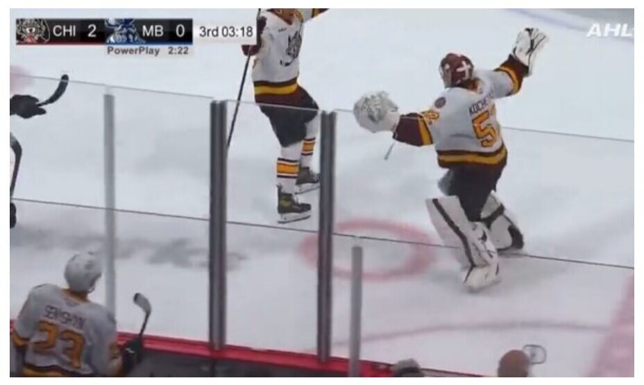    Кочетков празднует гол. Фото: Скриншот AHLtv