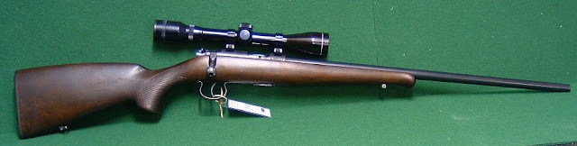 В основном Лэнгсфорд экспериментировал с чехословацкими винтовками, как, например, эта - Brno Mod. 2E