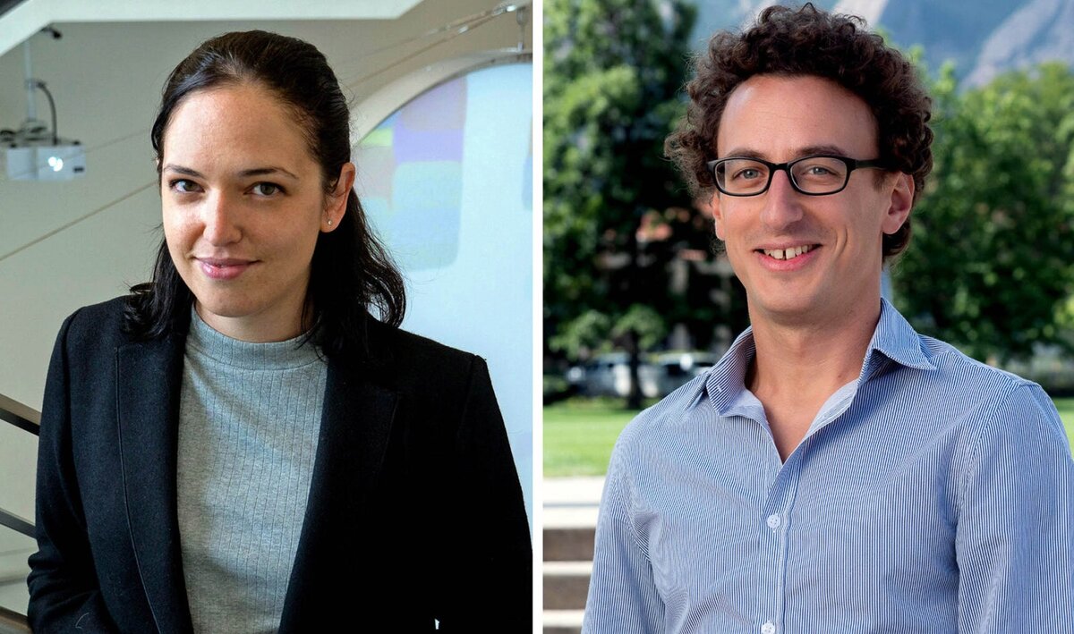 Орит Пелег (слева), специалист по вычислительной биологии из Университета Колорадо, и Рафаэль Сарфати, аспирант ее лаборатории, разработали более сложную систему для сбора данных с высоким разрешением о мигании светлячков в дикой природе