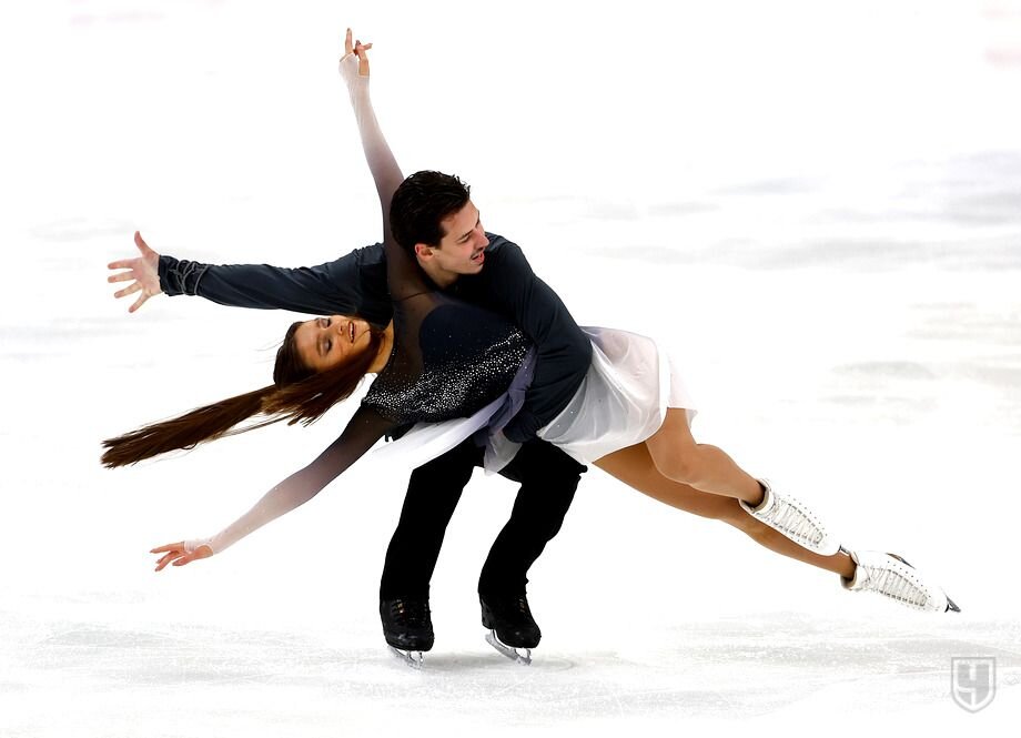 Александр Сафонов