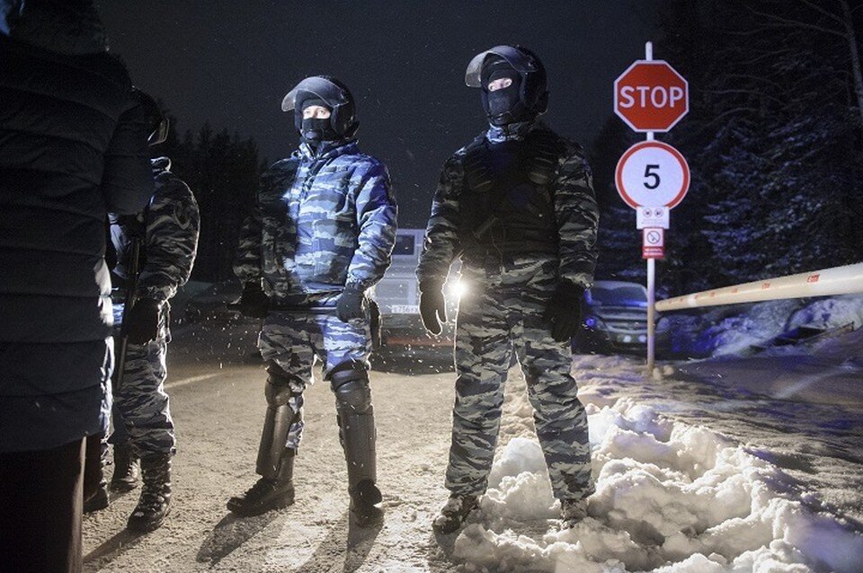     Полиция Магадана объявила в розыск обвиняемого в преступлении Геннадия Митева Алексей БУЛАТОВ