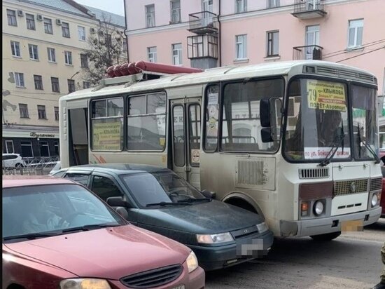     Фото: "Автокадр_46"