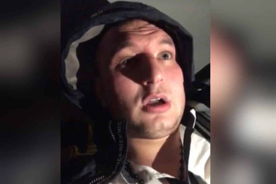     Полиция показала видео задержания хулигана, выстрелившего из ракетницы в подростка. Фото: ГУ МВД России по Петербургу и Ленобласти