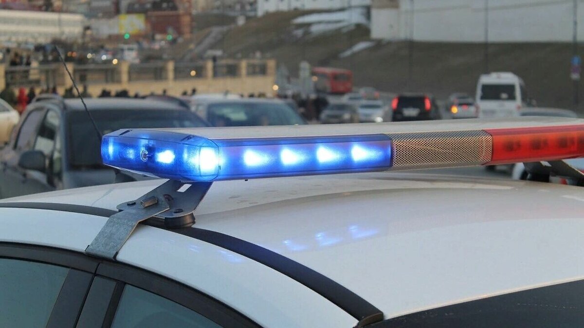     В Казани водитель иномарки сбил двух женщин, которые пытались перейти дорогу. Об этом сообщила пресс-служба ГИБДД Татарстана в своем Telegram-канале.