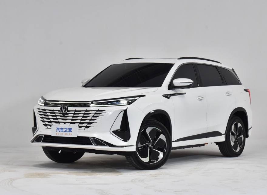 В Китае стартовали предзаказы гибридного Changan CS75 Plus iDD