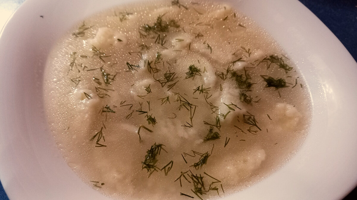 Бульон с клёцками по-белорусски