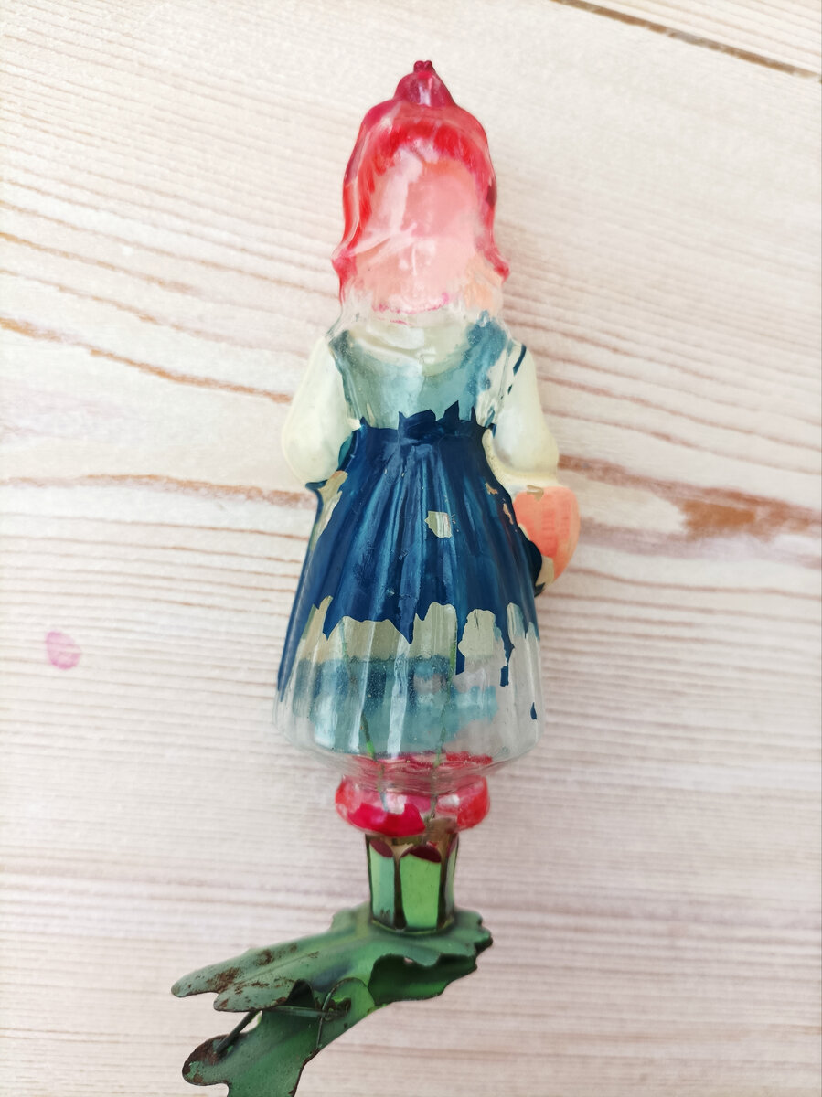 Вид до реставрации / спинка