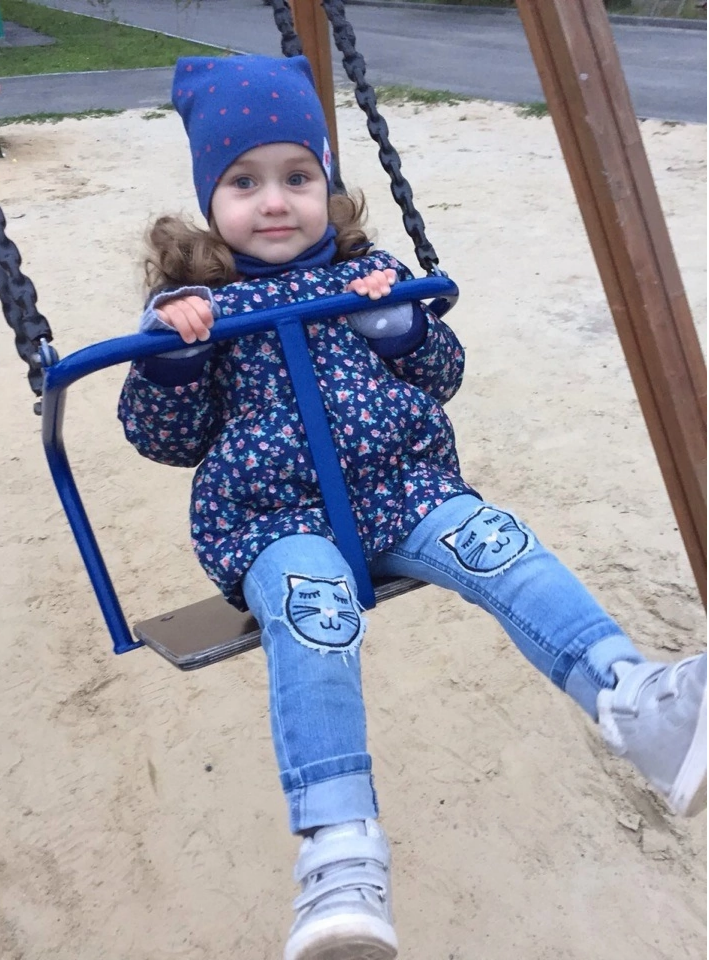 На фото Я. Здесь мне 3 года.