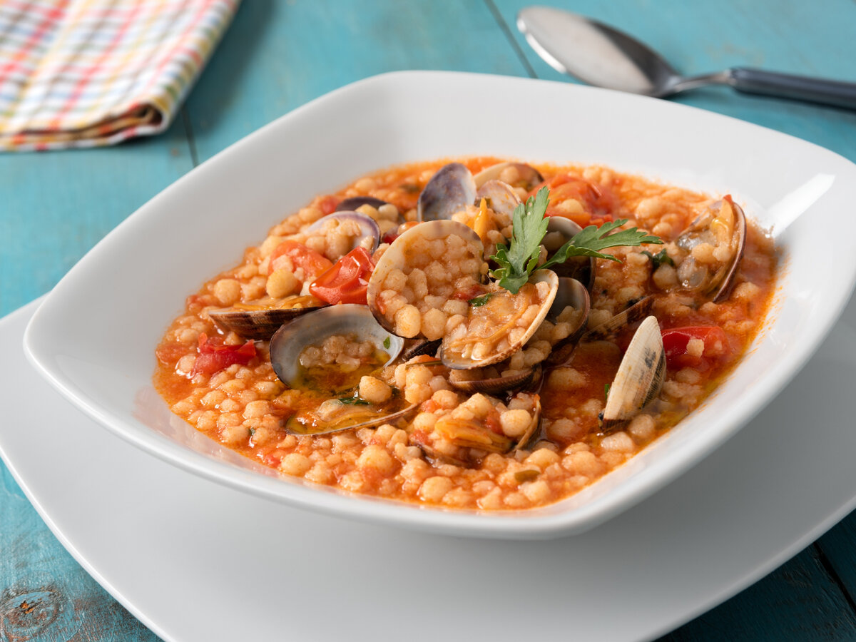 Паста фрегола с морепродуктами.