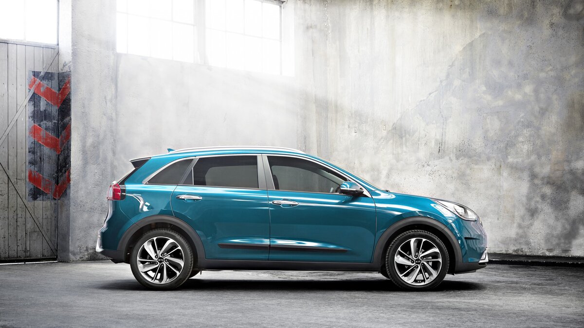 Киа ниро фото Электромобиль с запасом хода 300+ км: Geely Geometry C как вариант Martinian Дзе