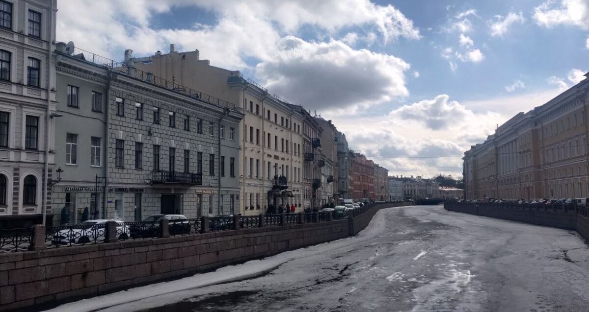 23 марта. Санкт-Петербург. Фото автора.