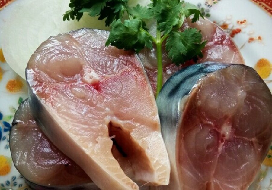 Скумбрия соленая приготовление. Скумбрия малосольная Айсберг.
