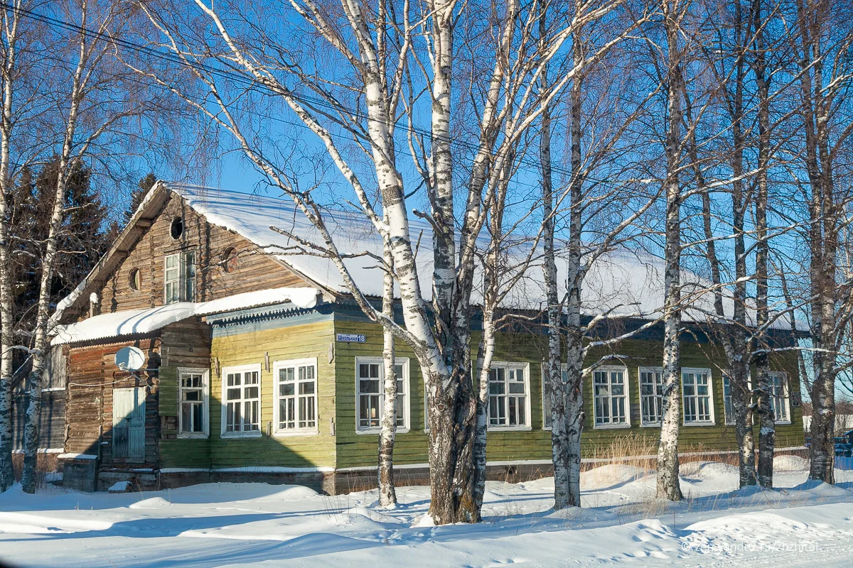 Бывшее здание школы в Кянде. Сейчас здесь музей