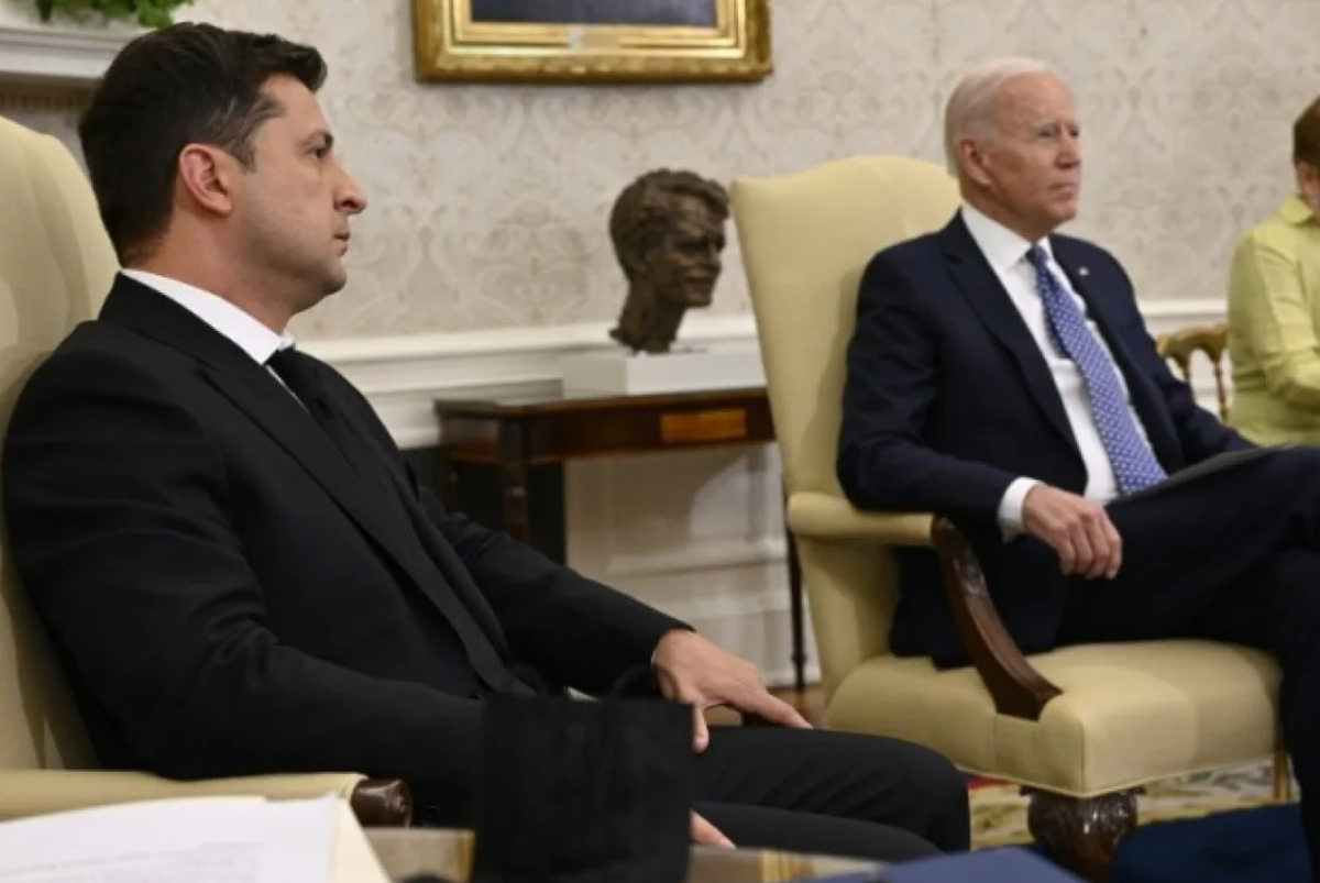    СМИ раскрыли цели визита Байдена в Киев, а в Госдуме назвали поездку провокацией Алексей А.