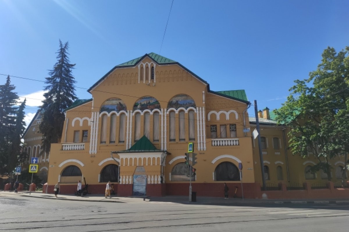    Экс-директор нижегородского ГлавУКС идет под суд за взятку