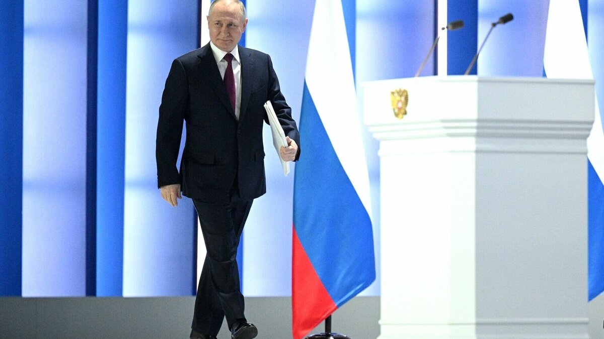     Очередное послание Владимира Путина было «величайшим искусством», но не ограничилось лишь темой СВО, считают опрошенные NewsTracker политологи.