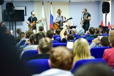   Певица Юта дает концерт для участников СВО в химкинском филиале госпиталя имени Бурденко © Пресс-служба администрации г.о. Химки
