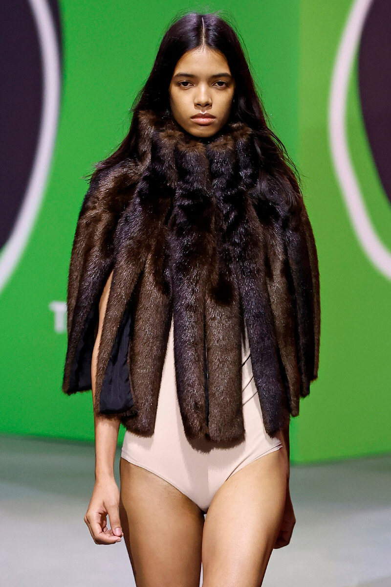 JW ANDERSON осень-зима 2023/24