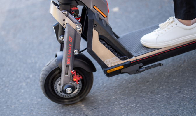 Электросамокат SuperScooter GT2