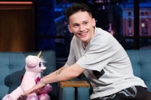    Фото: стоп-кадр из программы «Вечерний Ургант» Софья Чулкова