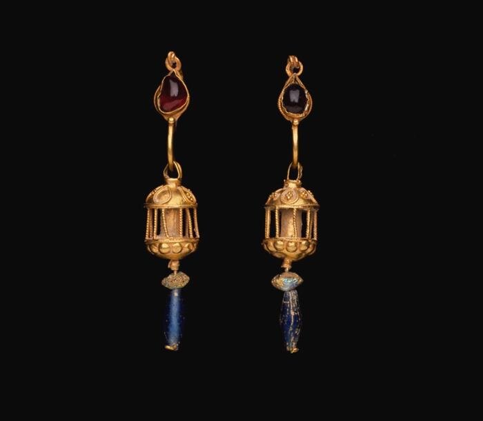 Греческие серьги с гранатом и стеклом. 