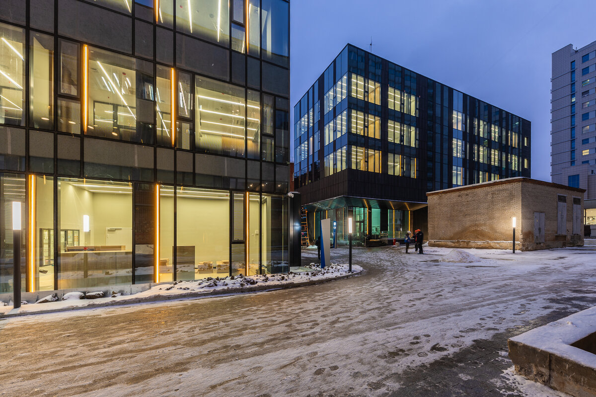 Nayada поставила стеклянные перегородки в МГТУ им. Баумана