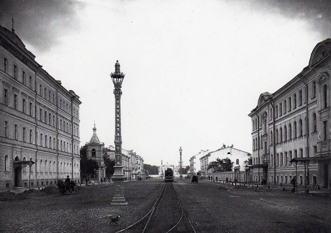 Старые фото петербурга. Санкт Петербург 20 века Невский проспект. Санкт-Петербург старый Невский проспект 1900. Невский проспект начала 20 века. Невский проспект 1900 годы.