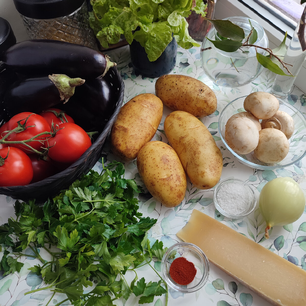 Завтрак с запеченным картофелем