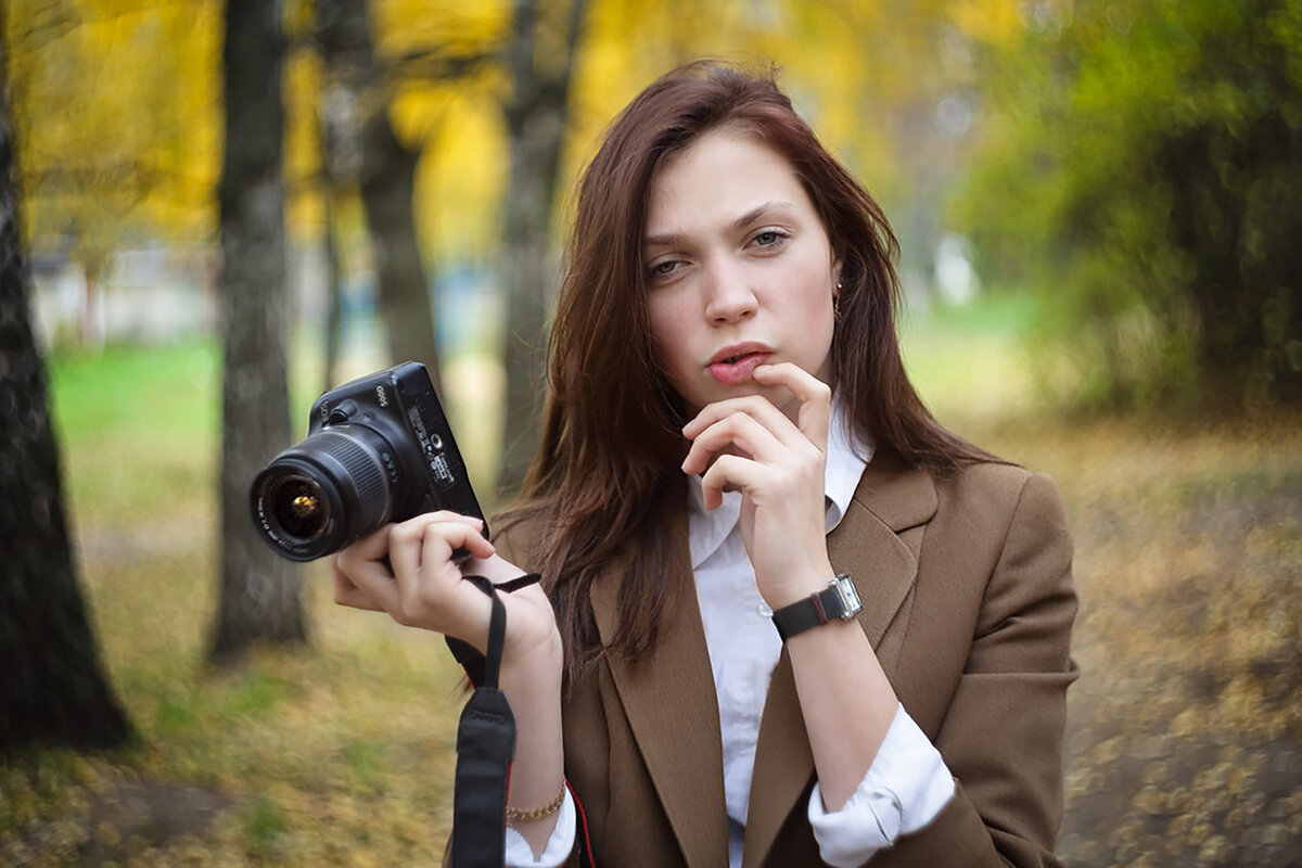 Фотографии сделаны ею. Canon 58 mm f1.2. Портреты на Гелиос 44-2. Гелиос 44 портреты. Объектив Гелиос 44-2 портреты.