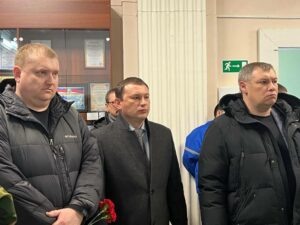  📷    В Орске проводили в последний путь старшину Алмата Жуламанова, погибшего в ходе СВО Белов Михаил Александрович