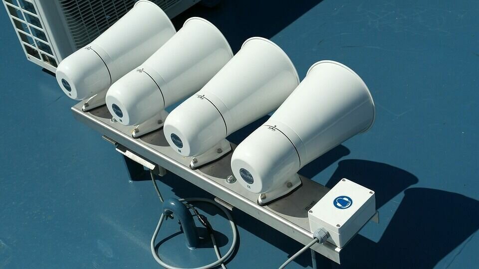     Сирены прозвучали в Полтавской, Сумской и Черниговской областях.