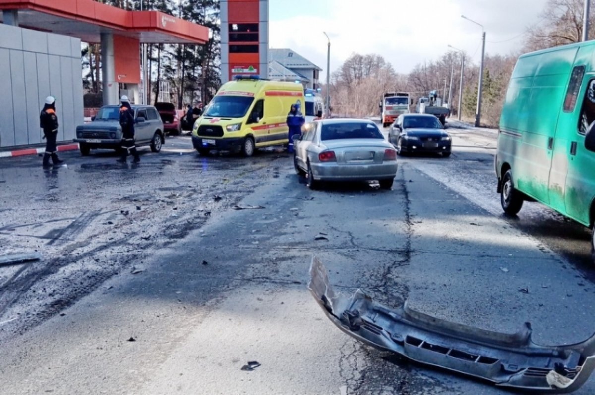   В ГИБДД рассказали о пострадавших в ДТП на заправке в Пензе