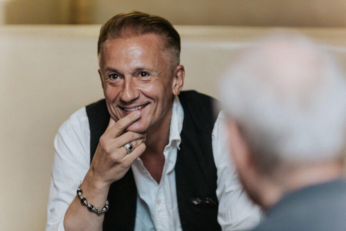    Олег Меньшиков