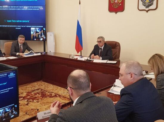     Сроки выдачи документов на стройку сократились для застройщиков Хабаровского края. ФОТО: правительство Хабаровского края