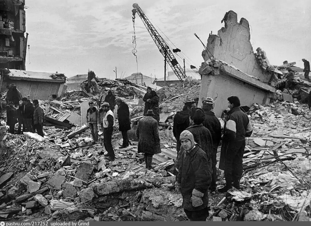 Землетрясение в армении 1988 года википедия
