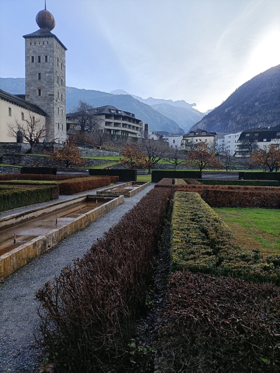 Город  Brigue, регион Valais, Swiss 