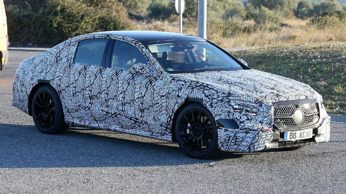 Mercedes-Benz E-Class W214