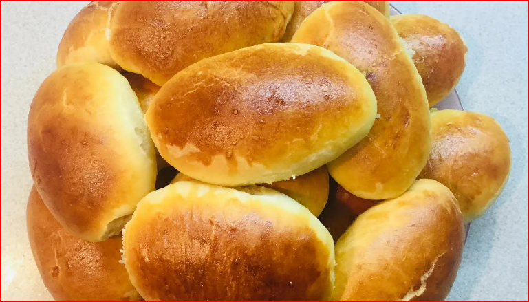 "Как пух" говорят про это быстрое тесто и выпечку. Поднимается в духовке и получается всегда, но нужно правильно замешать