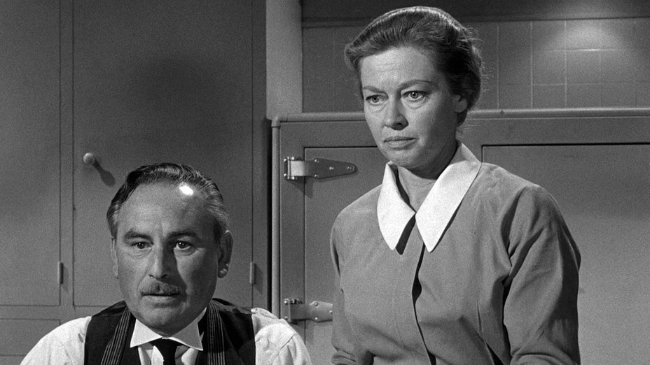 Какдр из фильма Простые люди, которые ничего не знали 