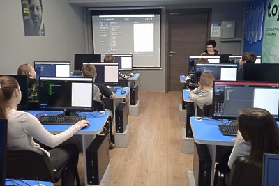    Детей знакомят с искусственным интеллектом на мастер-классе в Жуковском ©