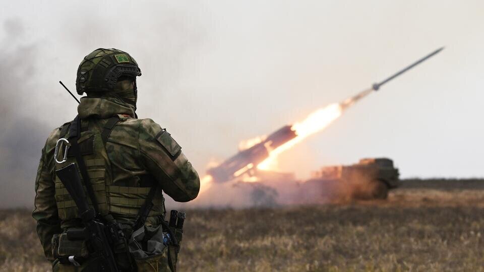     Как российские войска закрепляются в Марьинке, уничтожая ВСУ РИА Новости/Алексей Майшев
