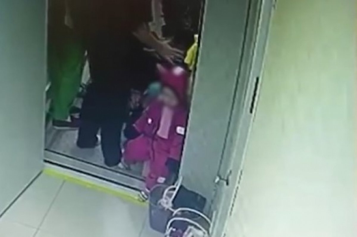    Воспитательницу детсада, ударившую ребенка, будут судить в Екатеринбурге