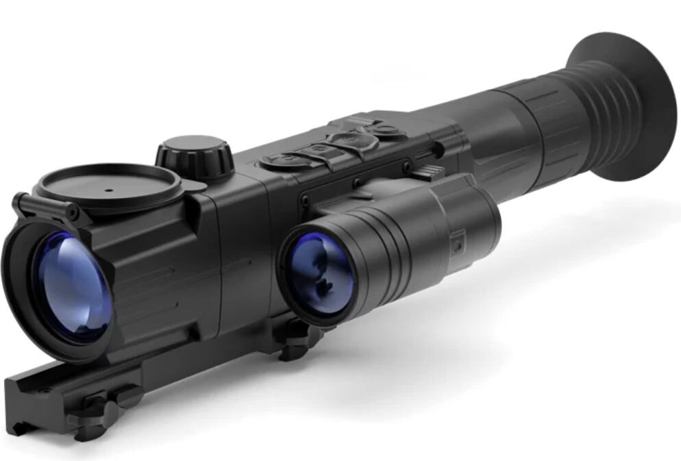 Цифровой ночной прицел на кронштейне