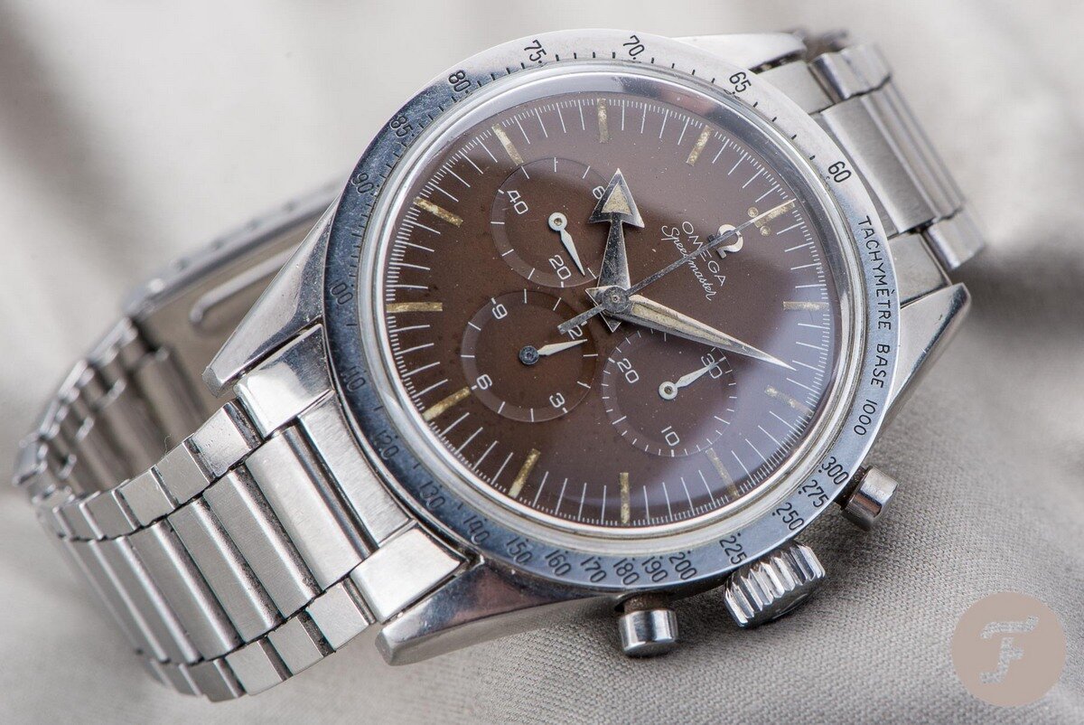Одна из первых моделей Omega Speedmaster 2915 